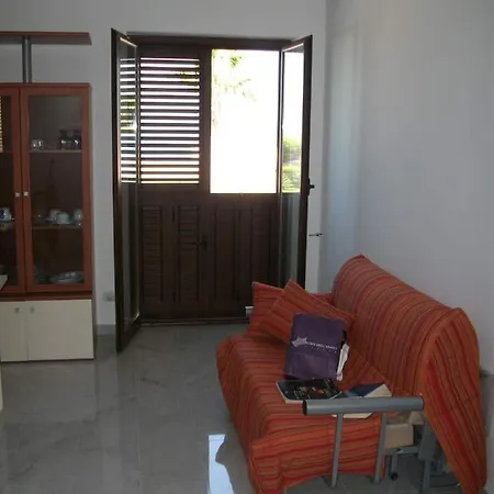 Living La Vida Loca!!! Apartment